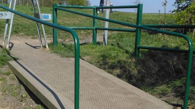 photo of handrails at Richmond Park