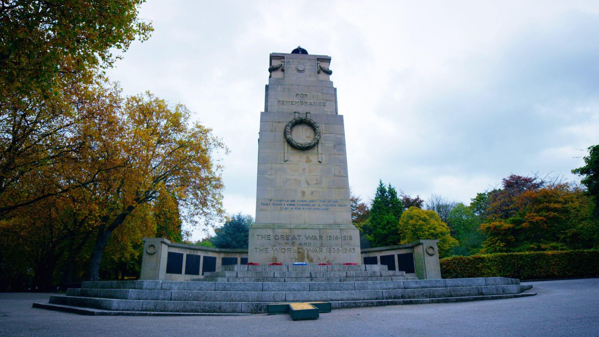 Cenotaph Memorial at Clifton Park