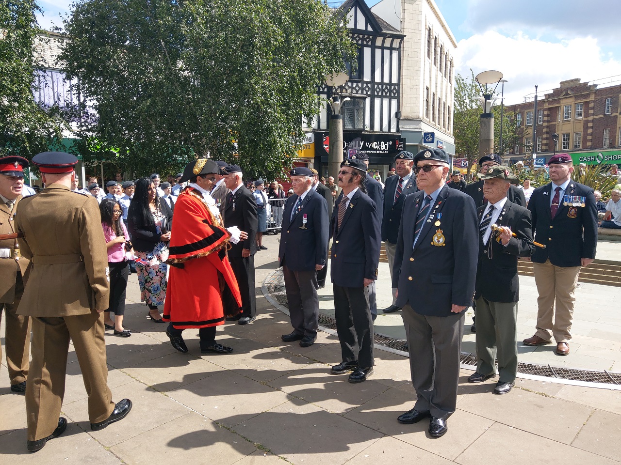 The Mayor meeting veterans