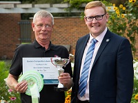 Photo of overall winner mr kevin tyler with cllr beck